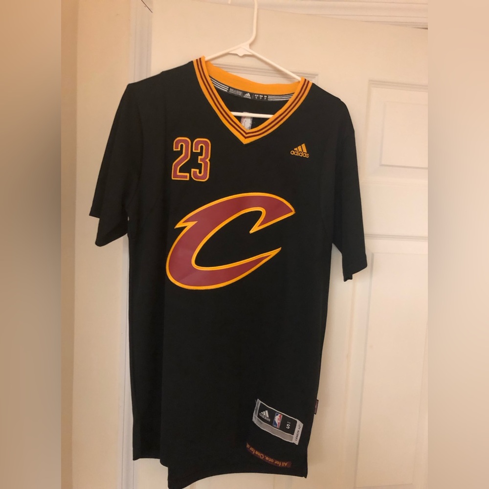 RARE Lebron James 2016 Cavs Jersey